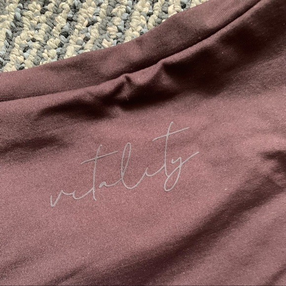 Balance Vitality ‘Allora’ Tank (XL) - obsidian - Picture 3 of 9